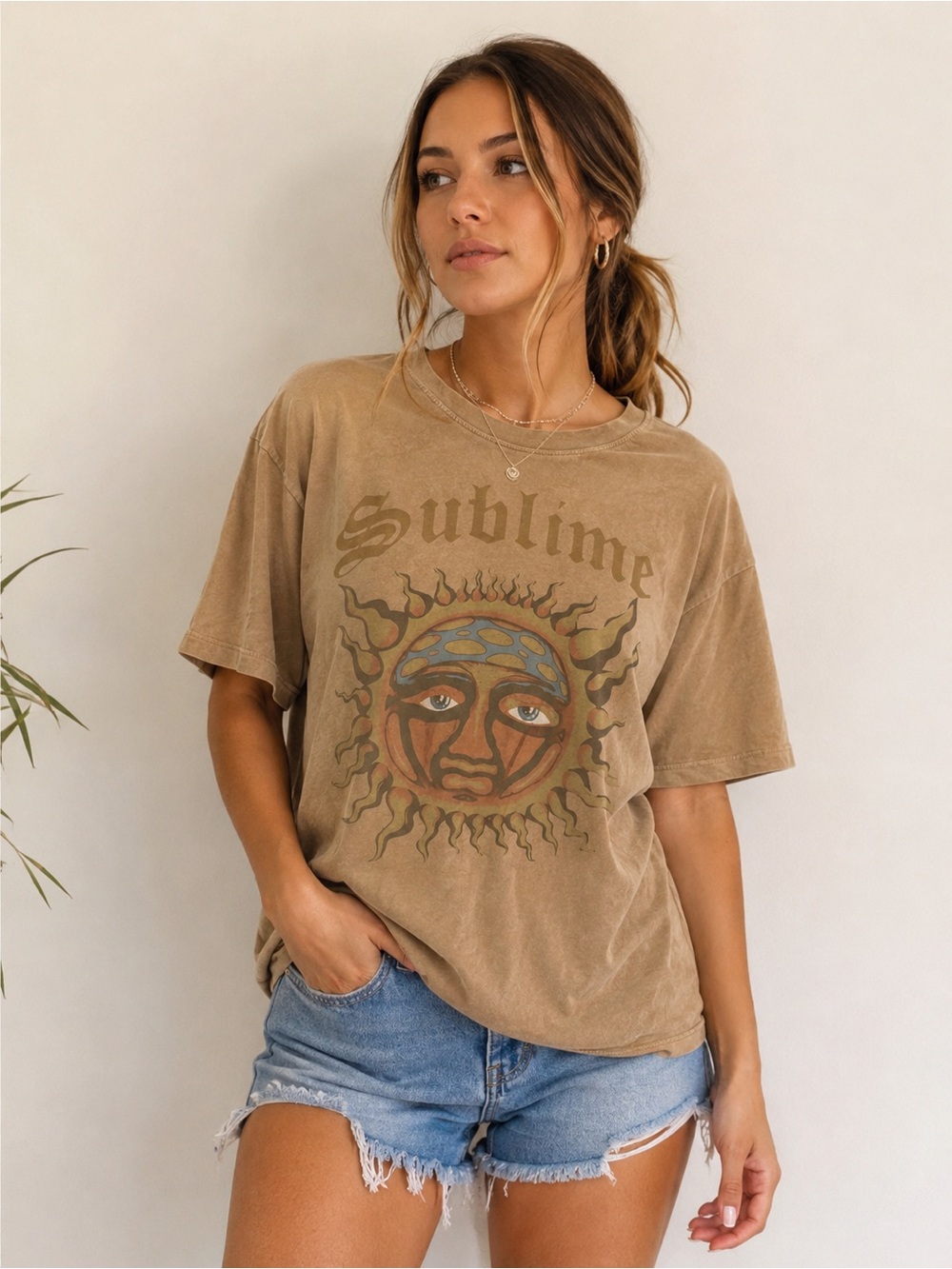 American Eagle Sublime Tan Graphic Band Vintage Style T-Shirt Size Medium